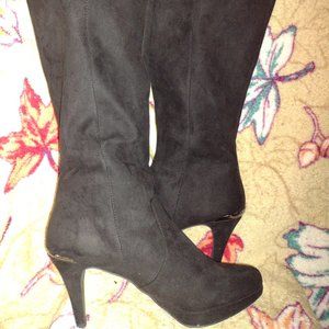 Liz Claiborne Black leather Boots#